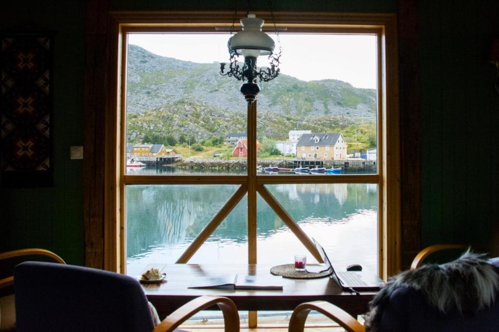 Heimbrygga Restaurant & Accommodation - Housity