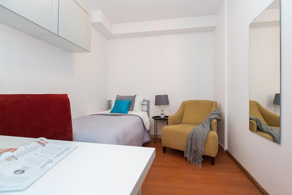 Jap AJAX rooms SWPS University