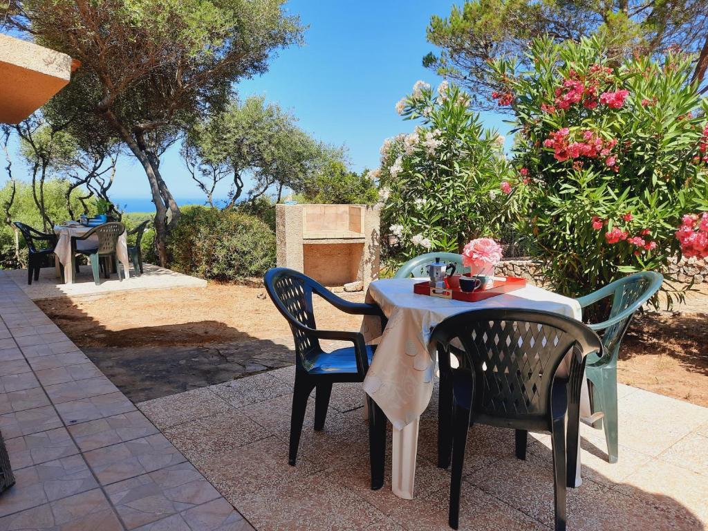 Rena Garden ad Aglientu - Accogliente Oasi Vicino al Mare