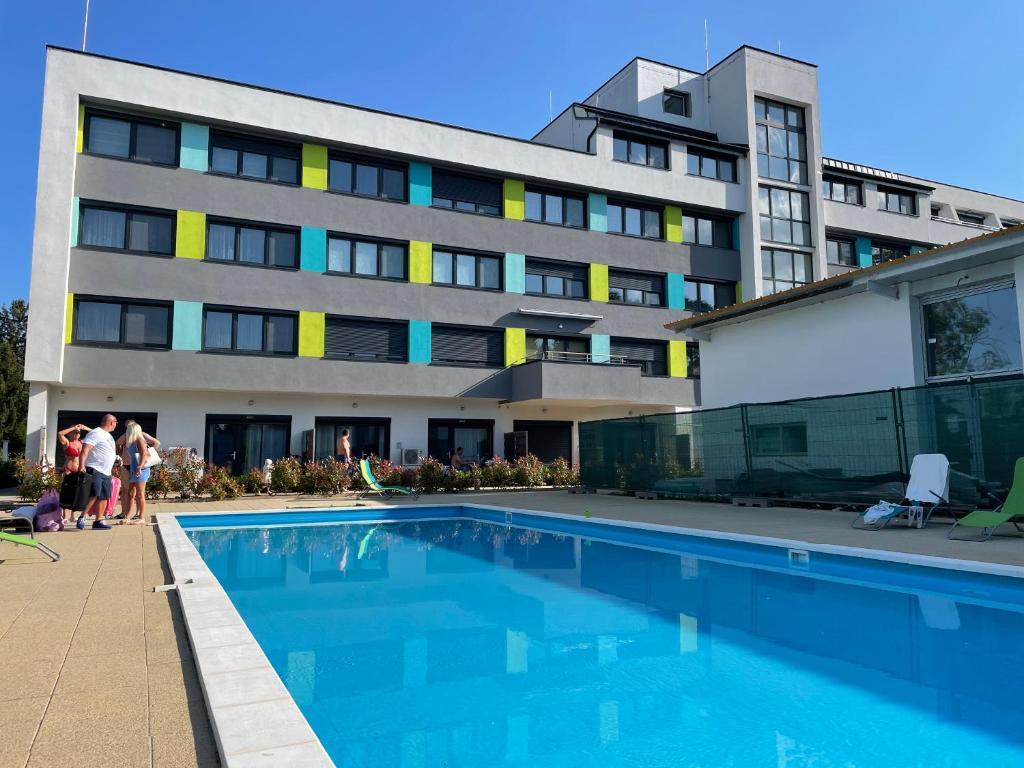 Lila Apartman