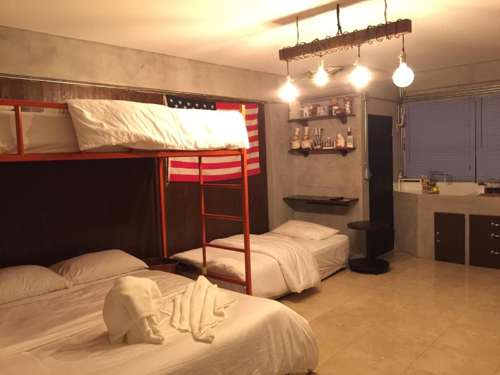 Renovated Loft Style Condo - Bangkok