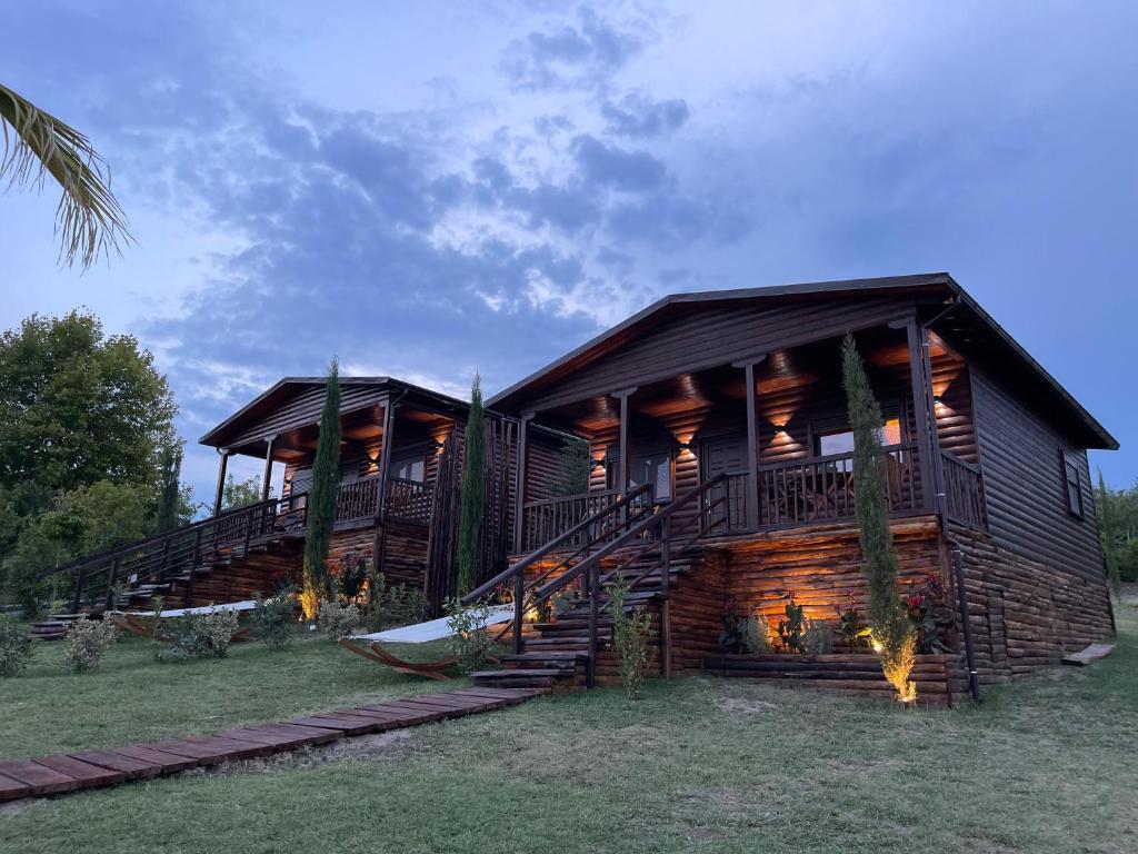 Luxury Wooden Villas - Housity