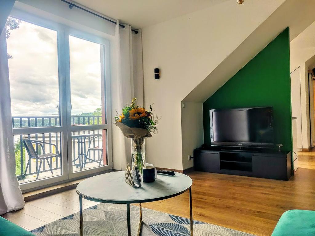 Zielony apartament z widokiem na jezioro - Hizvo