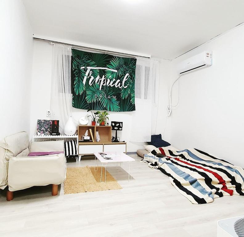 Private Townhouse - Hizvo