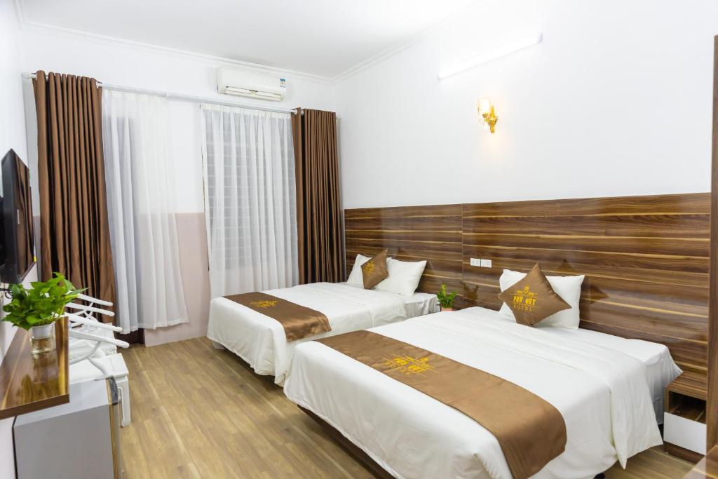 PHÚ QUÝ HOTEL near ĐÔNG KINH MARKET - Camera Quadrupla Deluxe