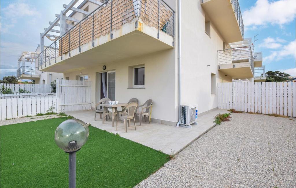 Gorgeous Apartment a Isola Rossa - Relax con giardino
