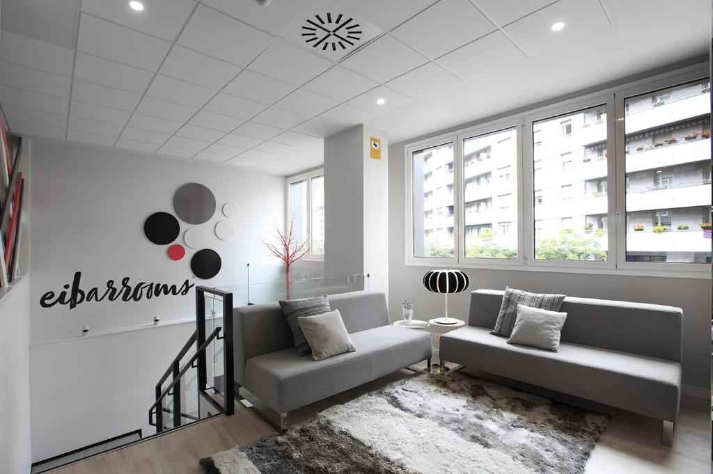 Eibarrooms - Auto Check-in