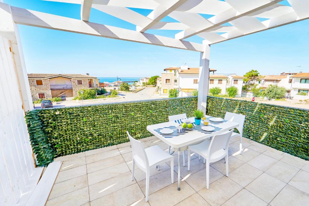 Appartamento a Isola Rossa - Spazioso con Vista Mare