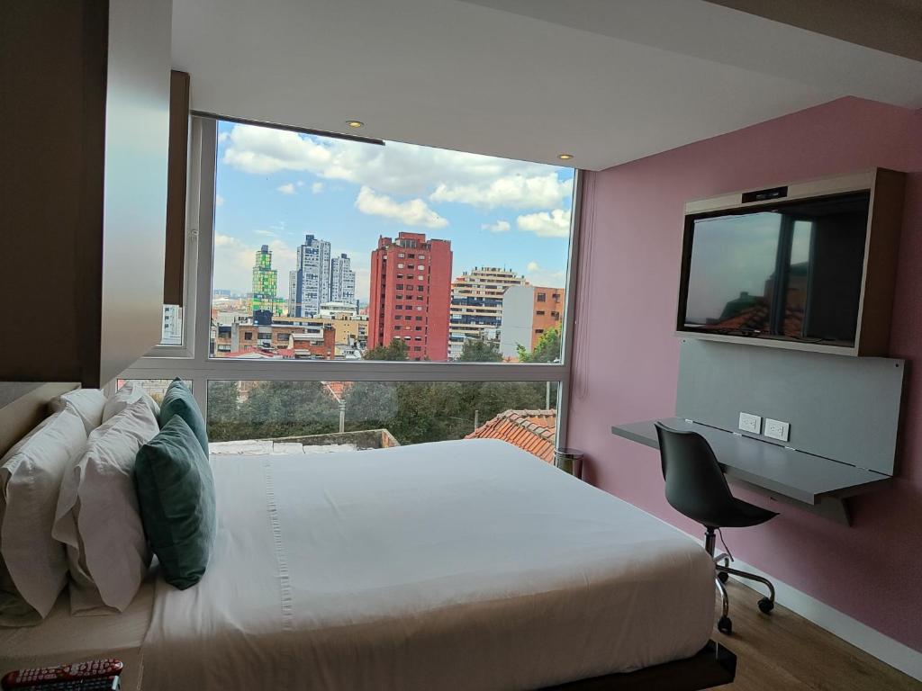 Urban Heights Bogota - One-Bedroom Apartment