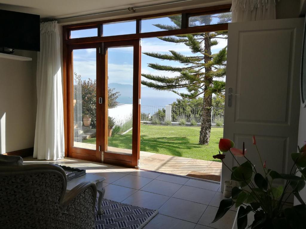 Lavandula Manor Self-Catering - Image 34