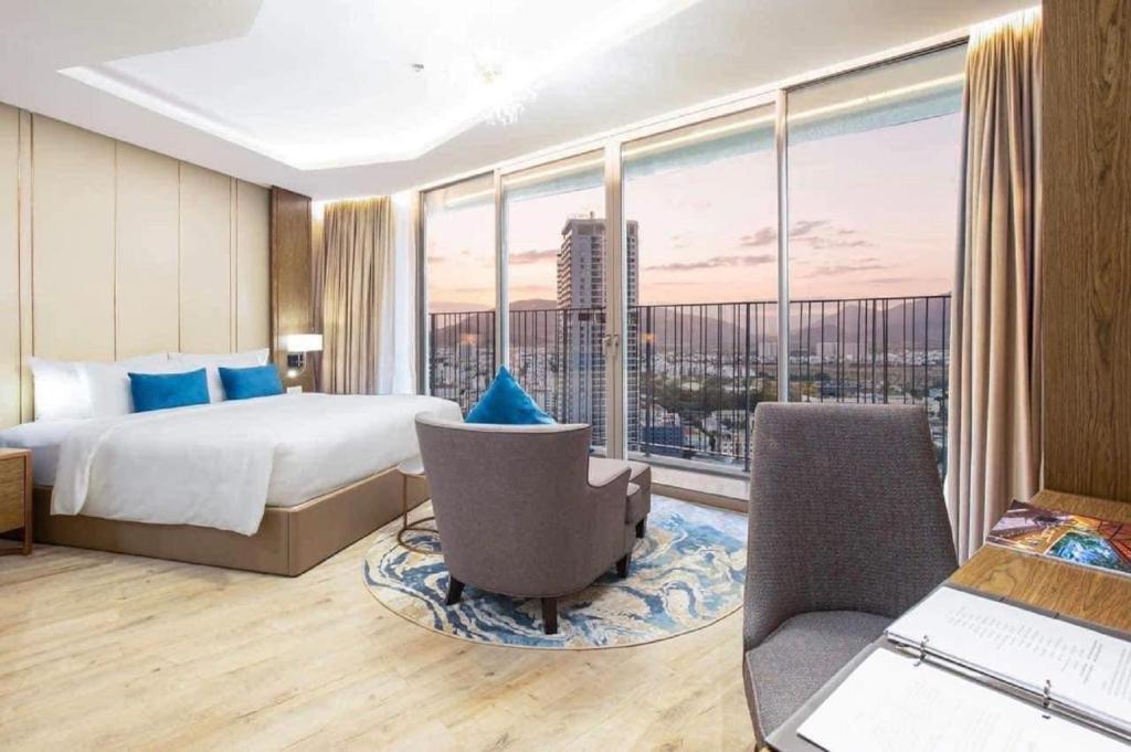 RIS Panorama Nha Trang Condotel - Queen Studio