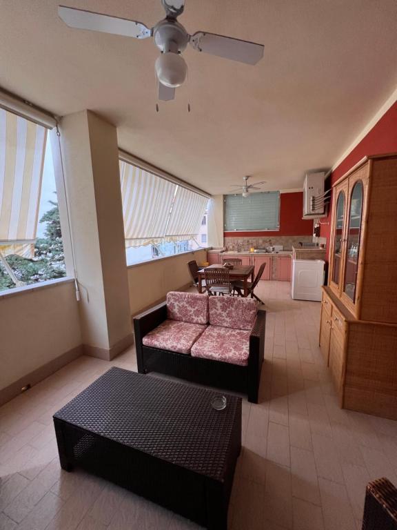Via Kennedy ad Alghero - Lussuoso appartamento con terrazza