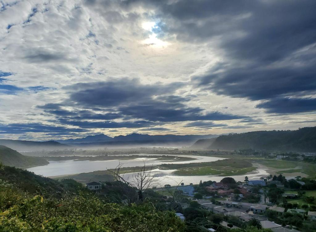 Sedgefield Views Holiday House with Stunning Panorama - Image 10