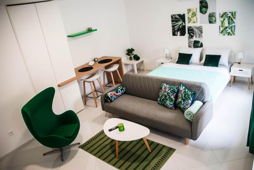 Apartments Lisinski - Private parking - Queen Studio