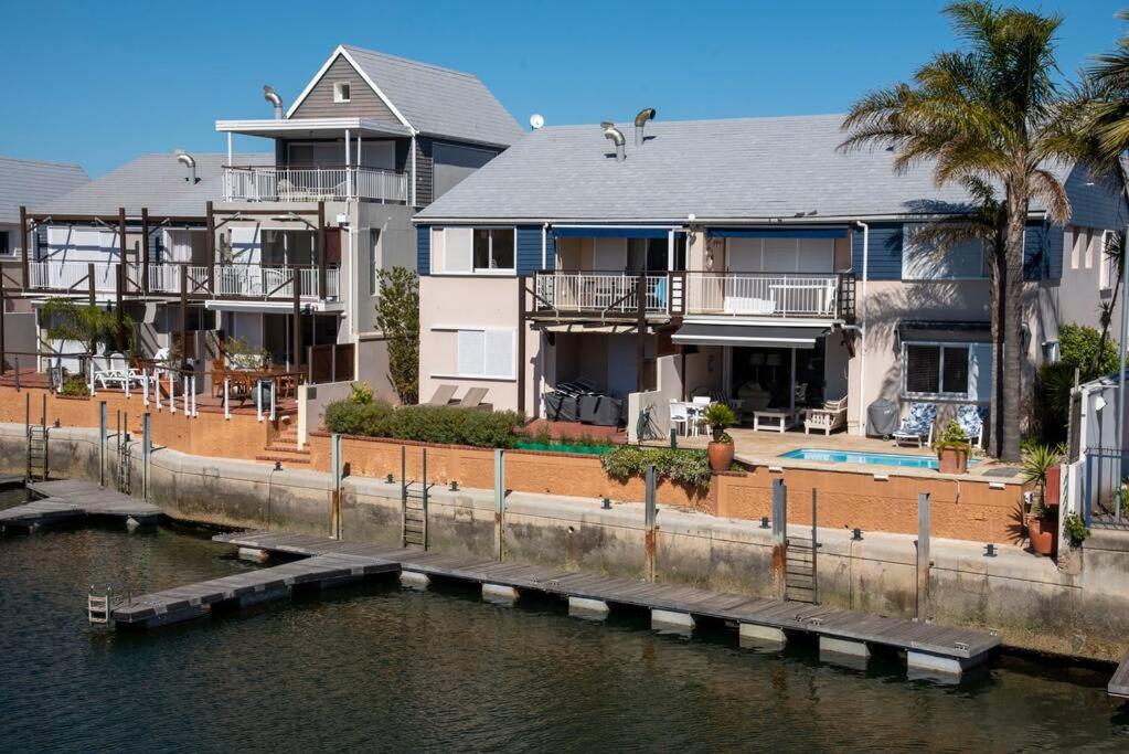 NEW LISTING - PARADISE ON THE WATER AT COMMODORE - Image 12