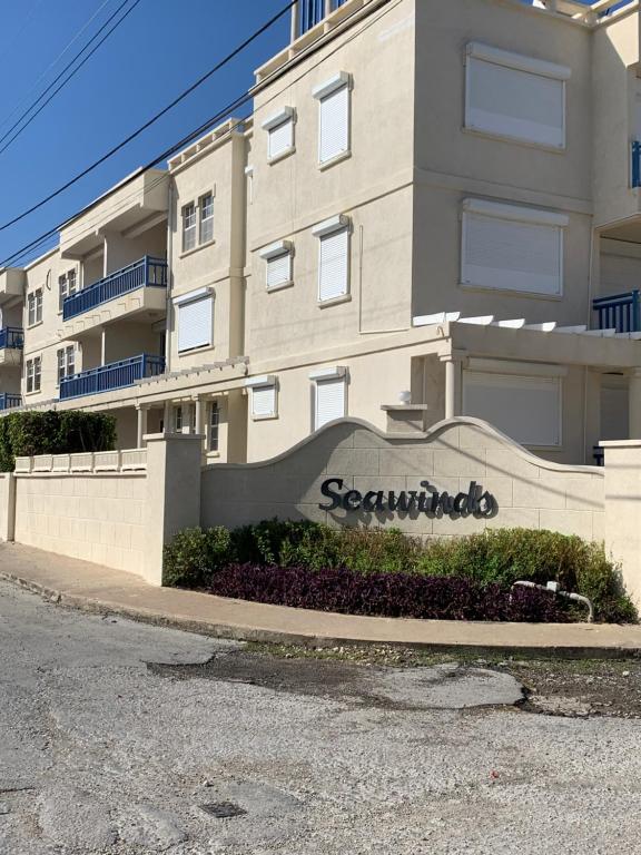 Seawinds Apartments in Christ Church Traveleto