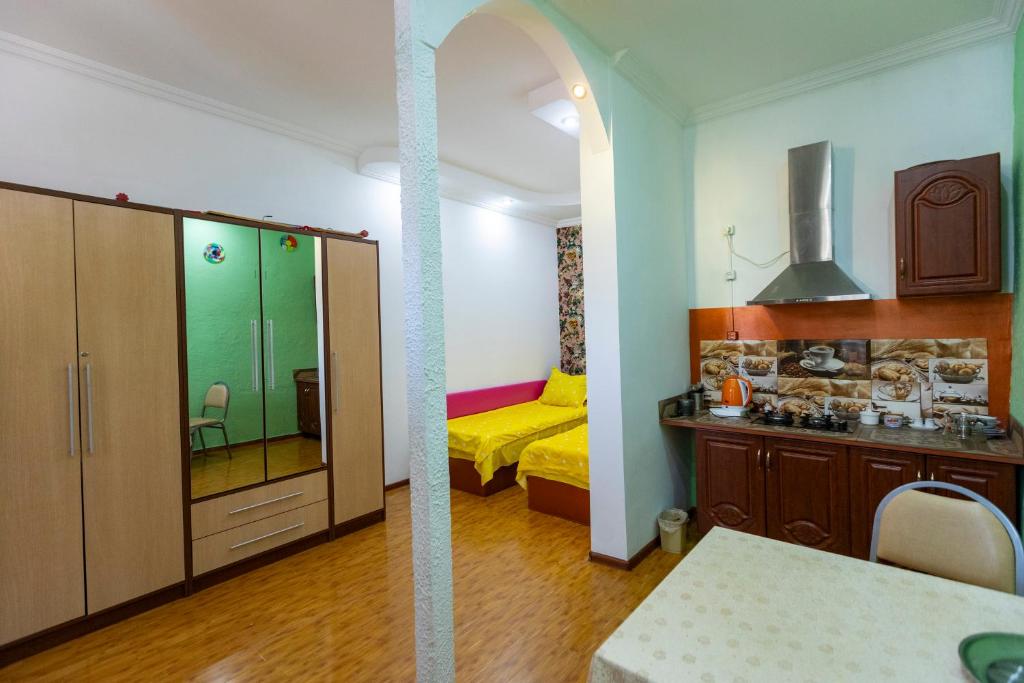 Homestay in Tbilisi center GM - Budget Twin Room