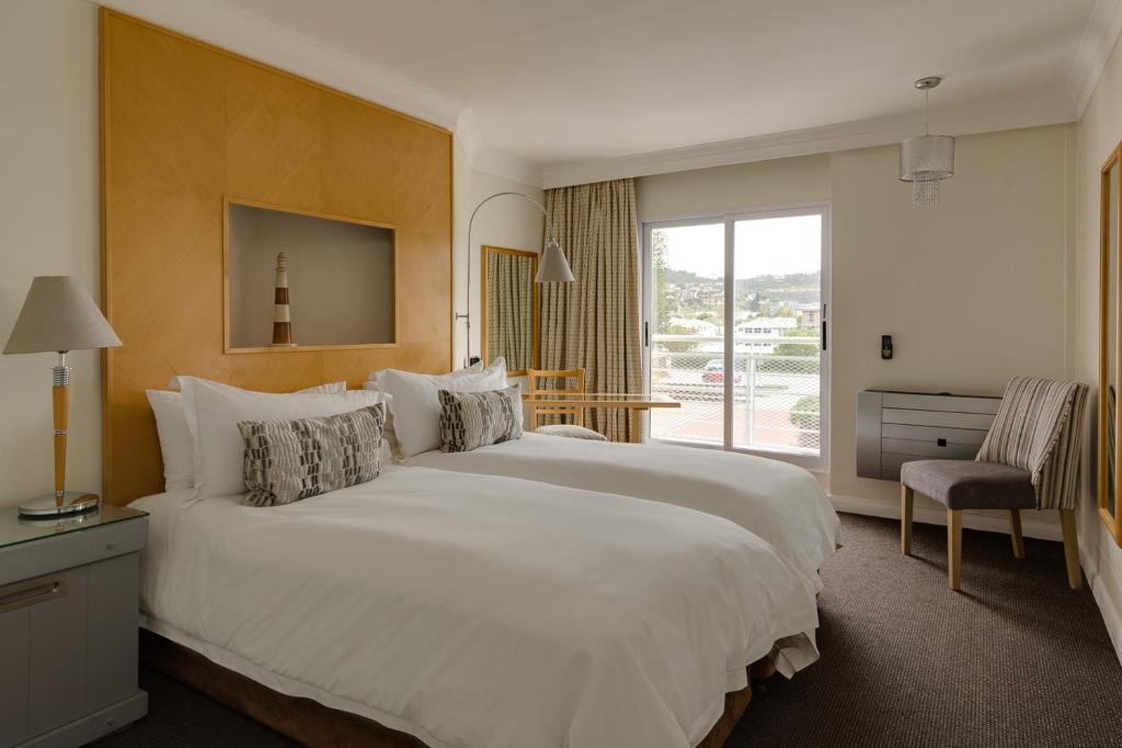 Protea Hotel by Marriott Knysna Quays - Image 10