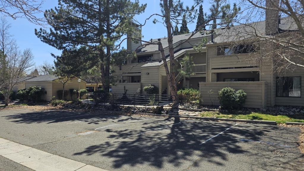 Club Lakeridge - Housity