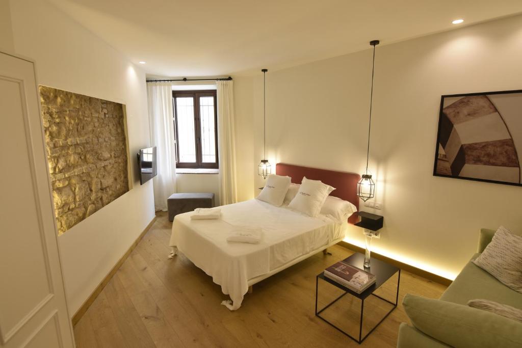 La Ermita Suites - Único Hotel Monumento de Córdoba - Junior Suite