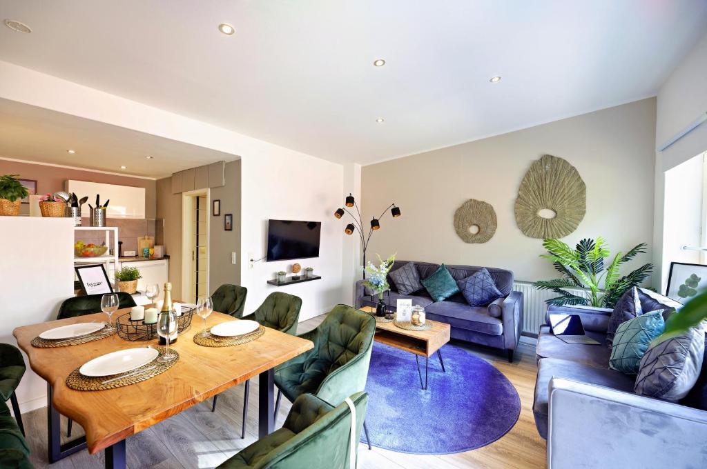 Peaceful City Apartments preview