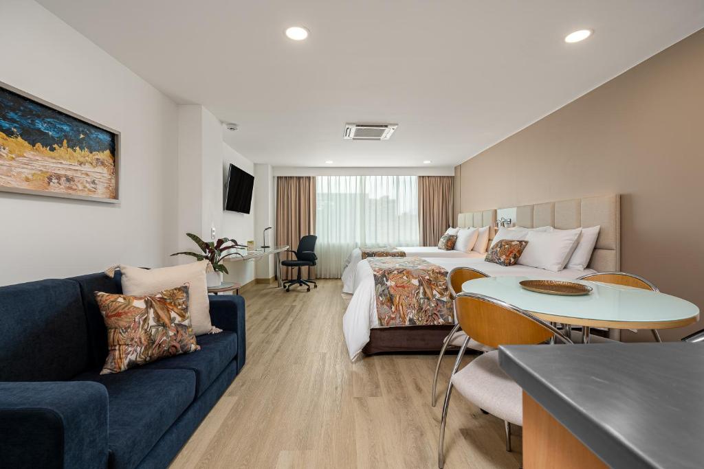Hoteles en Medellin, Mejor Valorados 497240723
