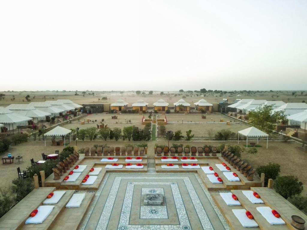 Lakhmana Desert Camp With Swimming Pool - Housity