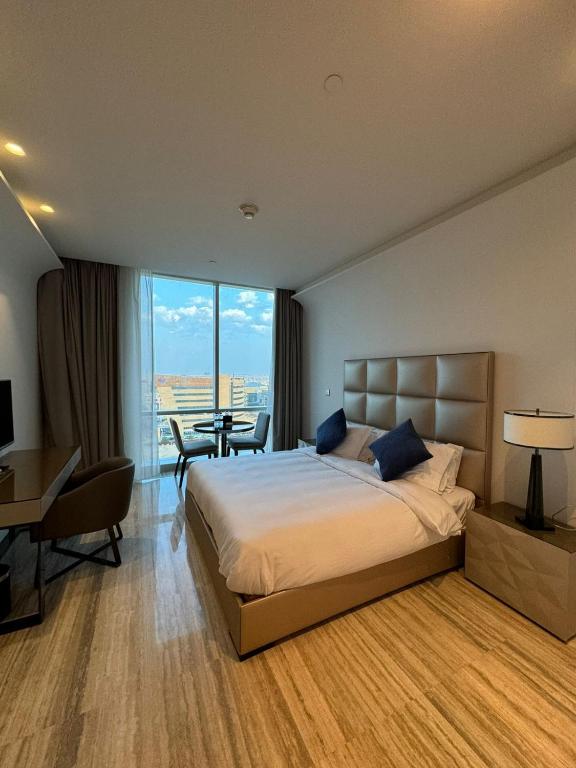 4Leisure Suites DAMAC Esclusiva Towers - Studio
