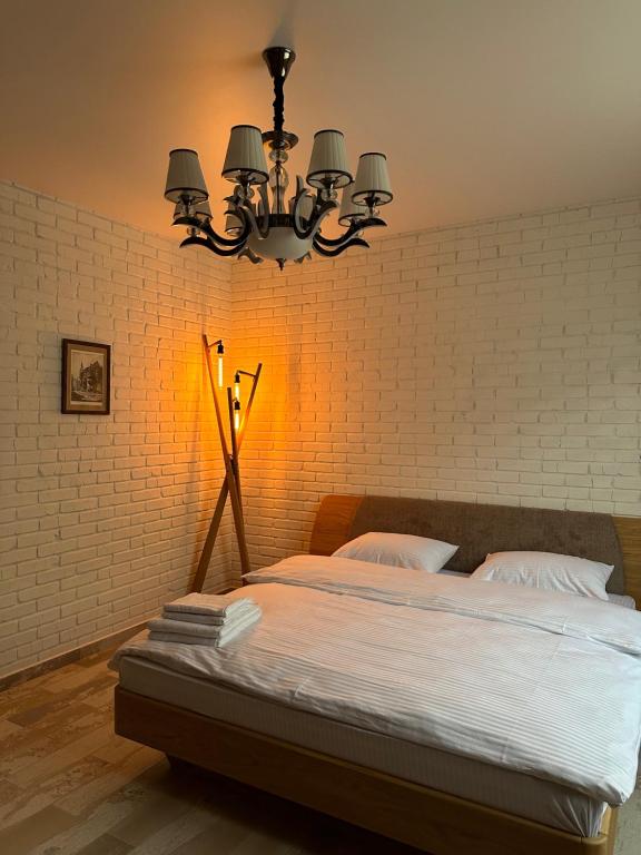 Sinay Hotel & Restaurant - Housity