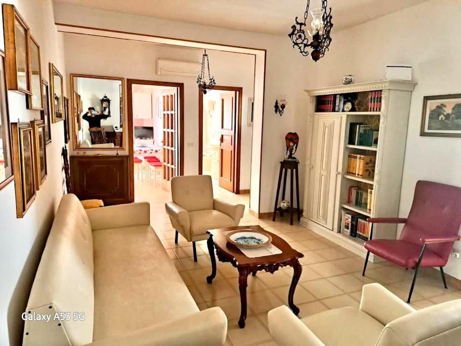 Casa di Tina ad Alghero - Spazioso Appartamento con Terrazza
