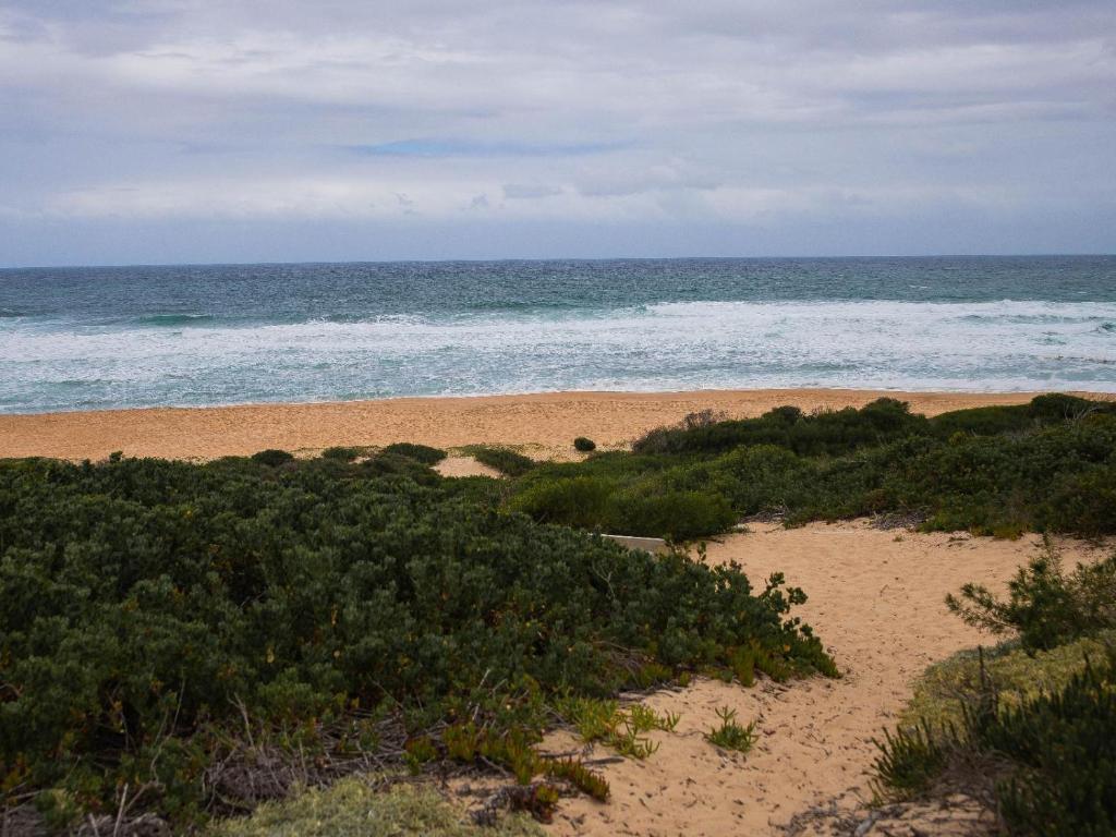 White Sands Self-catering units - Image 8