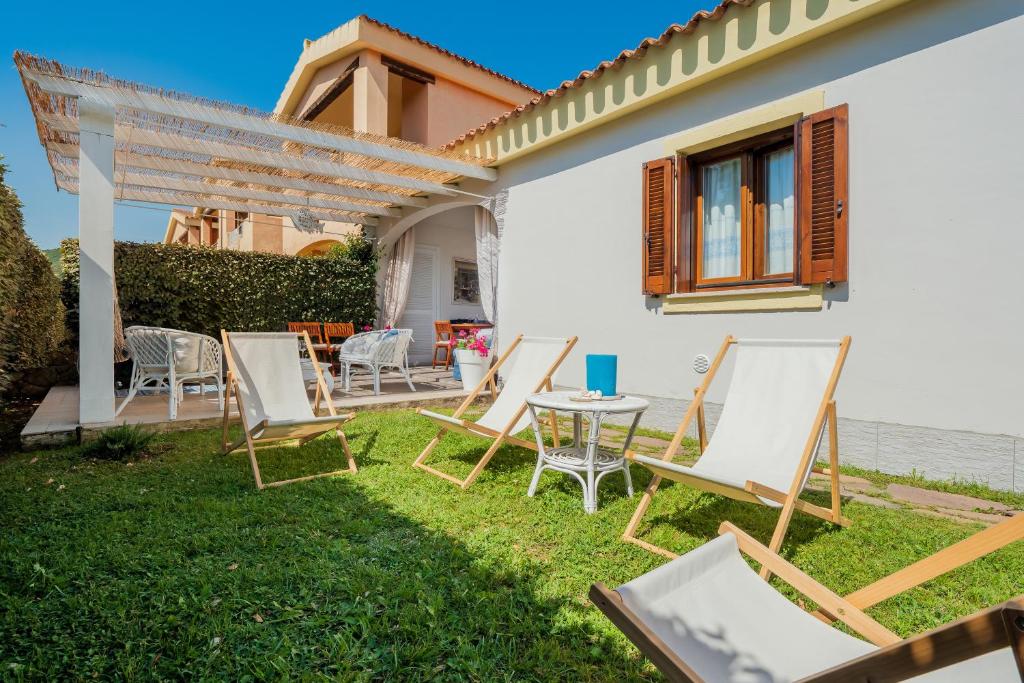 Casa Banano a Murta Maria - Villetta con Giardino e Piscina