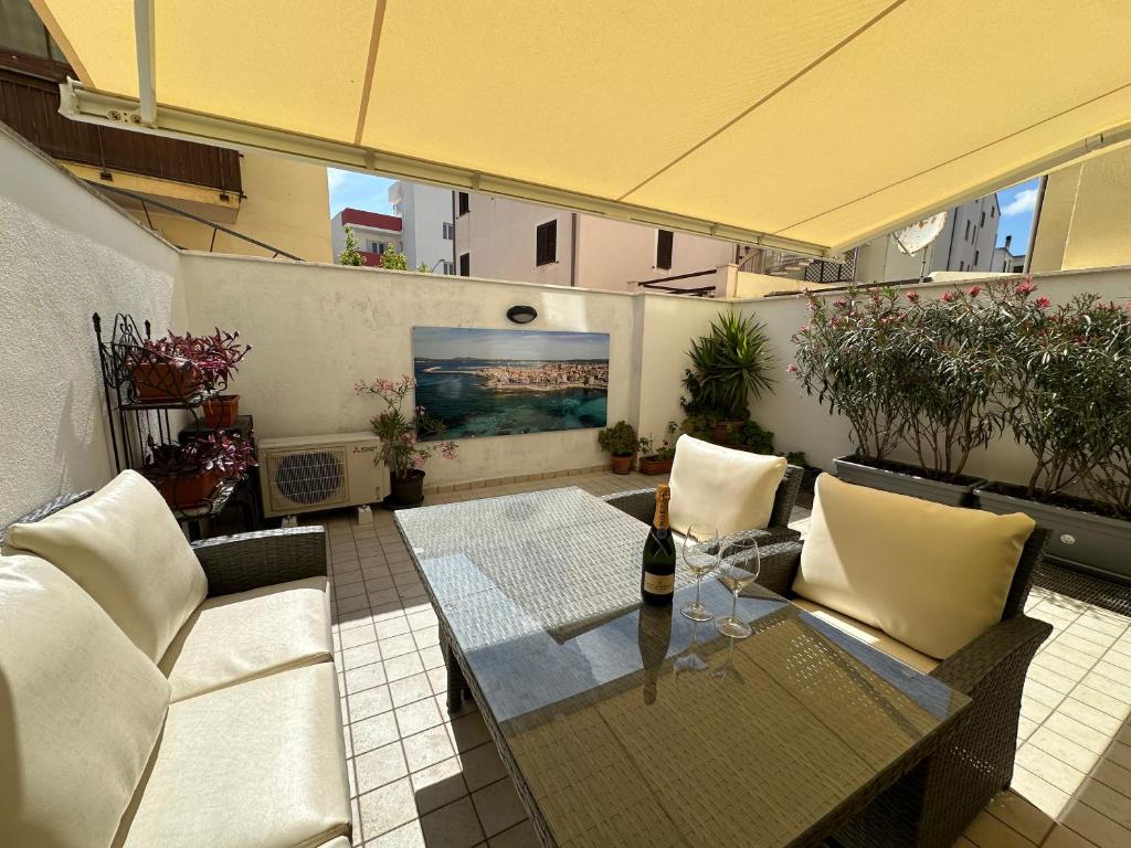 Tabarca 18 ad Alghero - Lussuoso Appartamento Fronte Mare