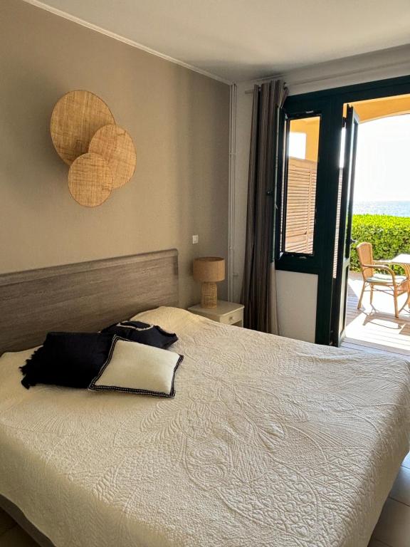 Hotel Thalassa - Housity