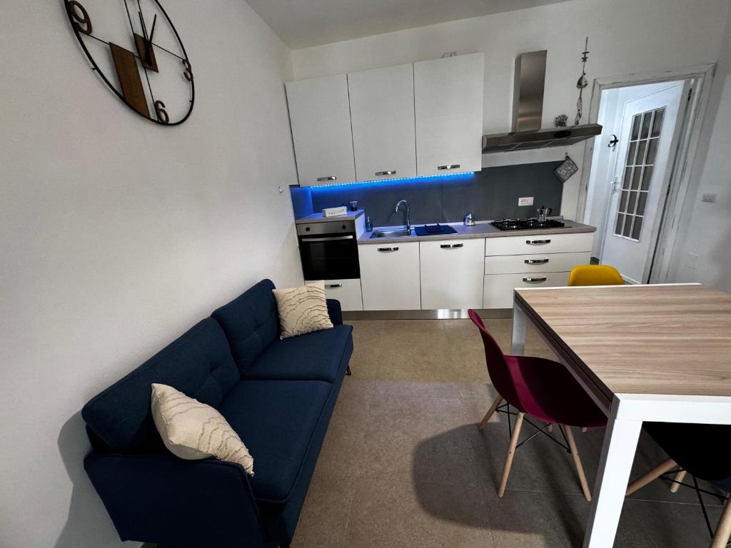 PM 84B ad Alghero - Spazioso Appartamento con Terrazza