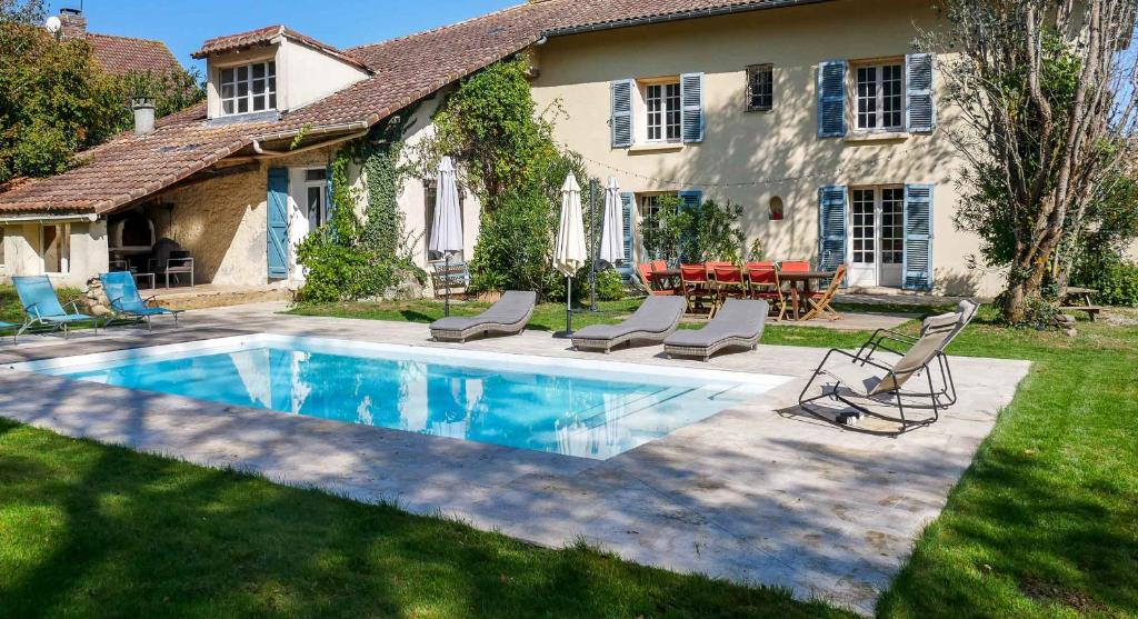 Grande maison - 14 personnes - Piscine