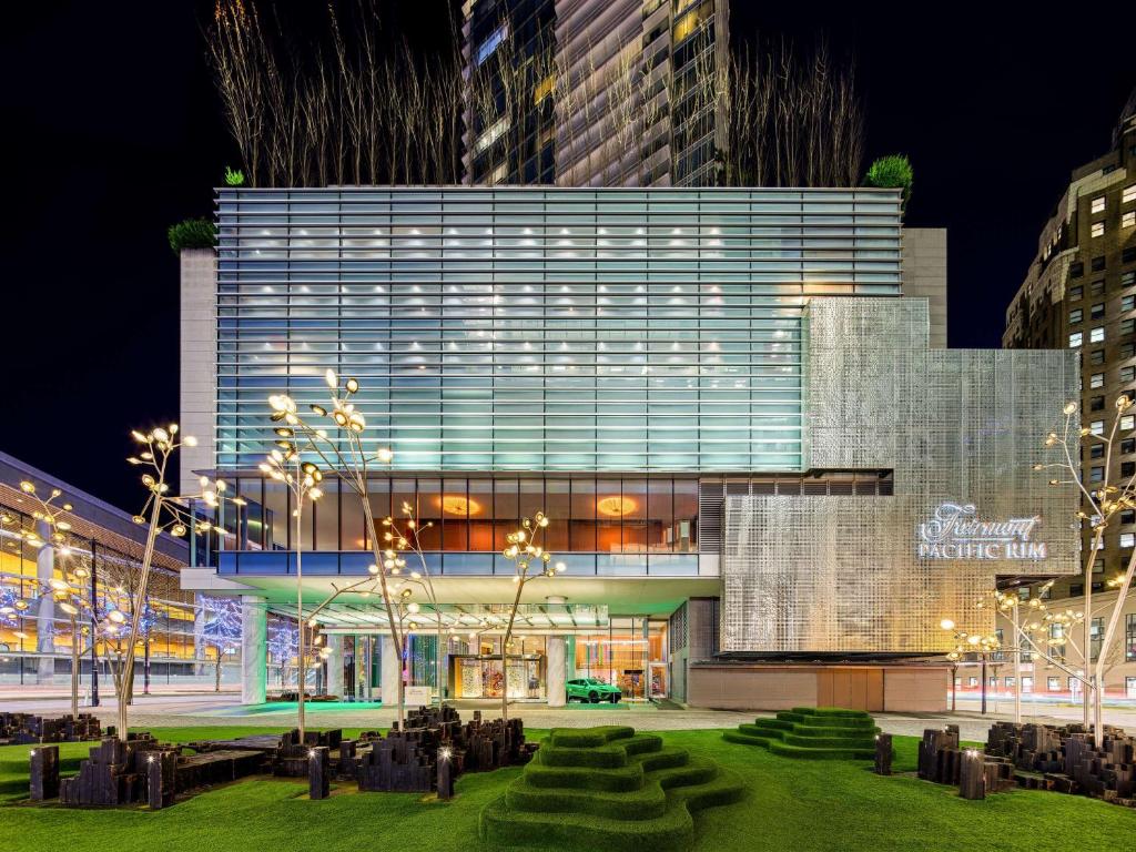 Fairmont Pacific Rim - Housity