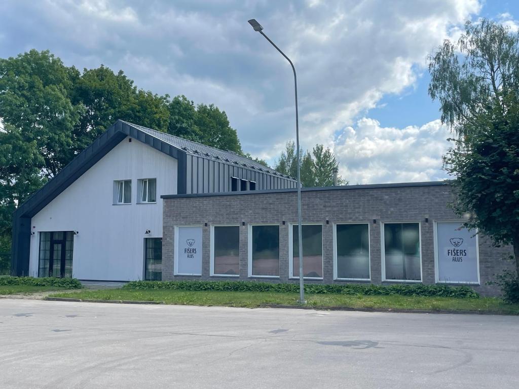 Naktsmītne - Fišers - Housity