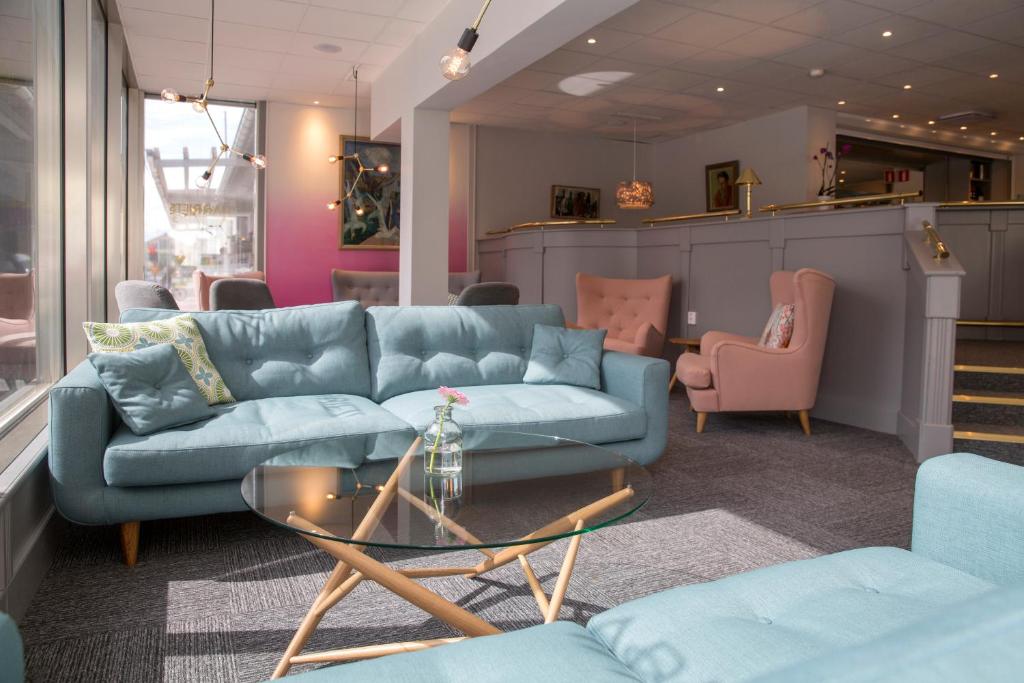 First Hotel Dragonen - Housity