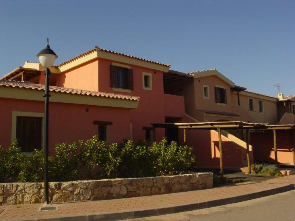 Casa Vacanza a Porto Istana - Incantevole Villa con Piscina