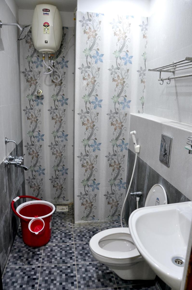 Hotel Anandhiram Heritage - Housity