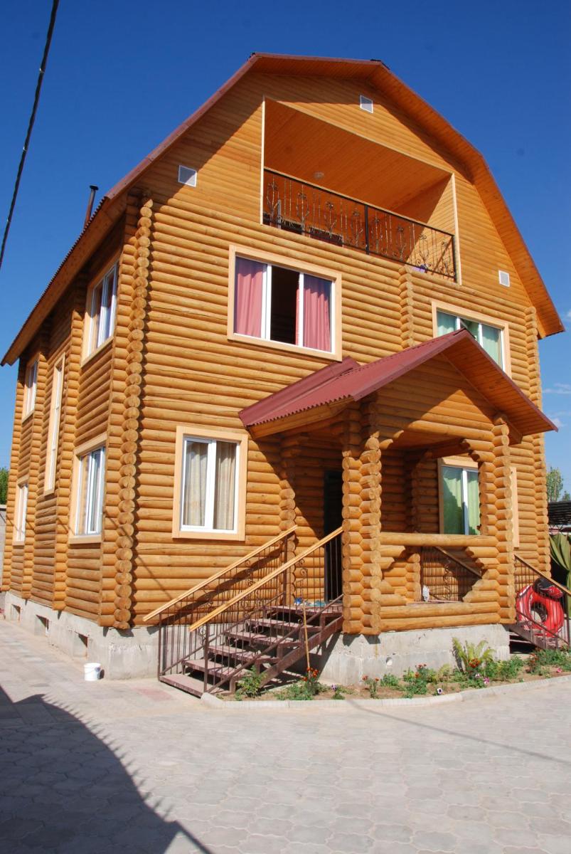 Suitetrails - Guest house Ozernaya