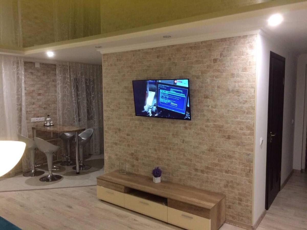 Suitetrails - Apartment on Pyrohova 25