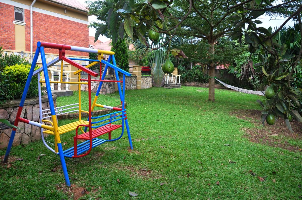 Suitetrails - Namugongo Holiday Home