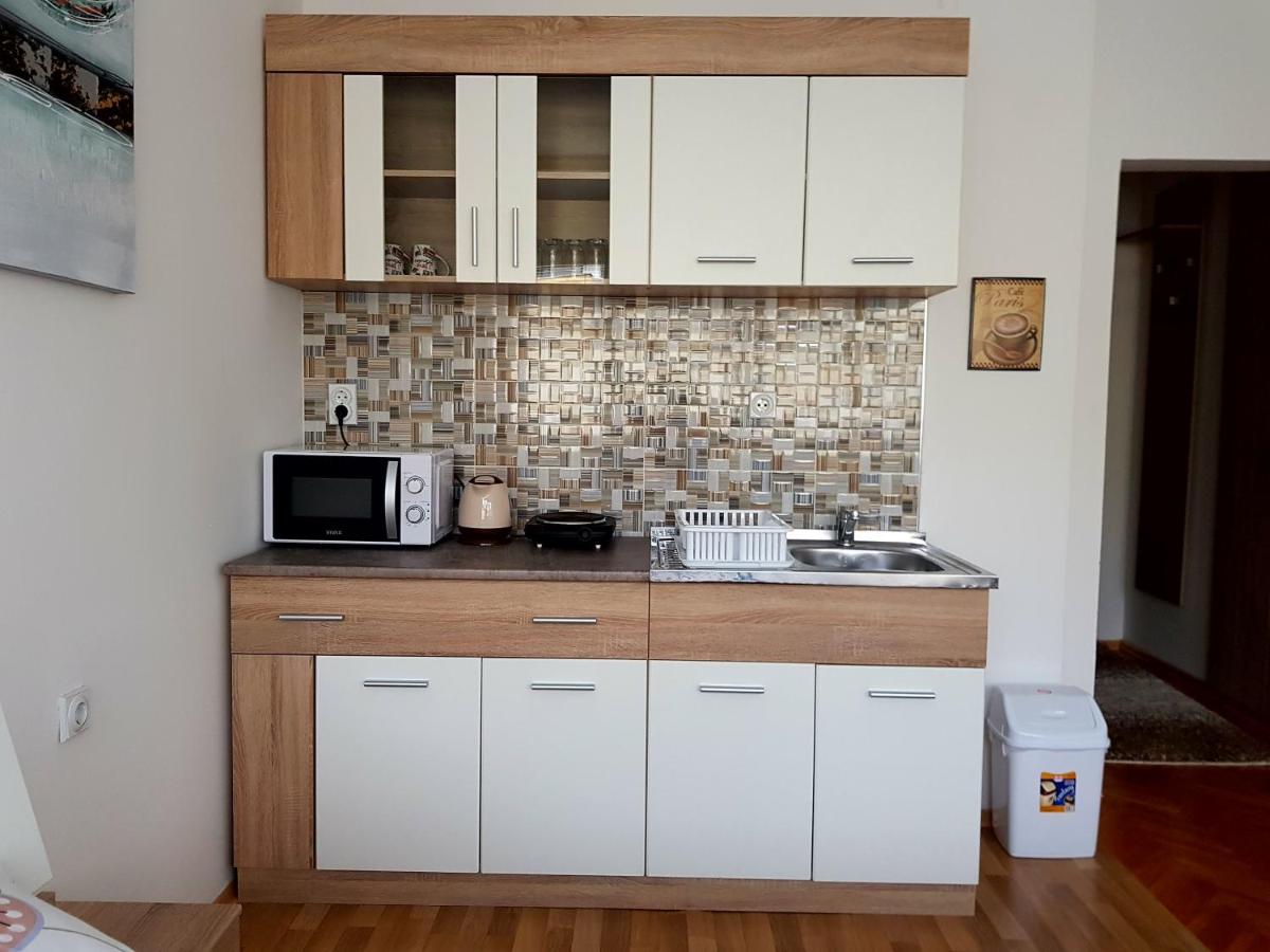 Central Square Apartment - Housity