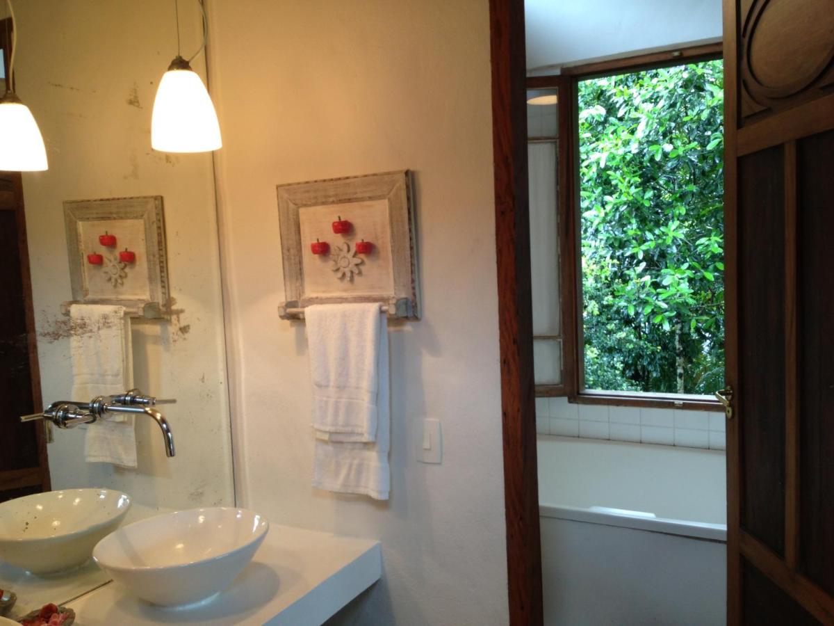 Suitetrails - The Rainforest Beach House - 200m from beach