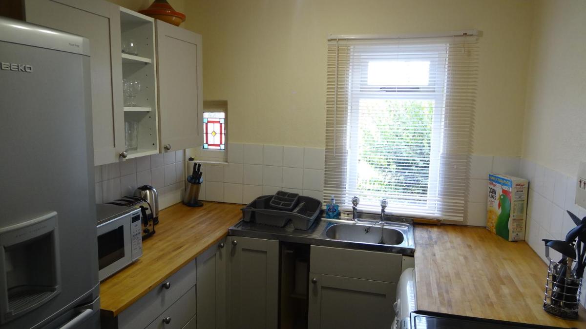 East Linton 3 Bedroom Cottage - Housity