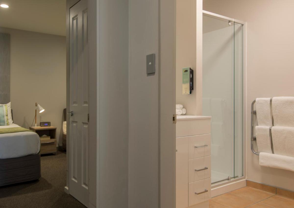 Suitetrails - Quest Atrium Serviced Apartments