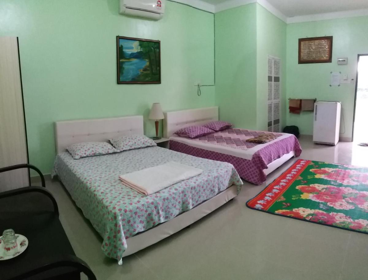 Dhia Irdina Homestay - Housity