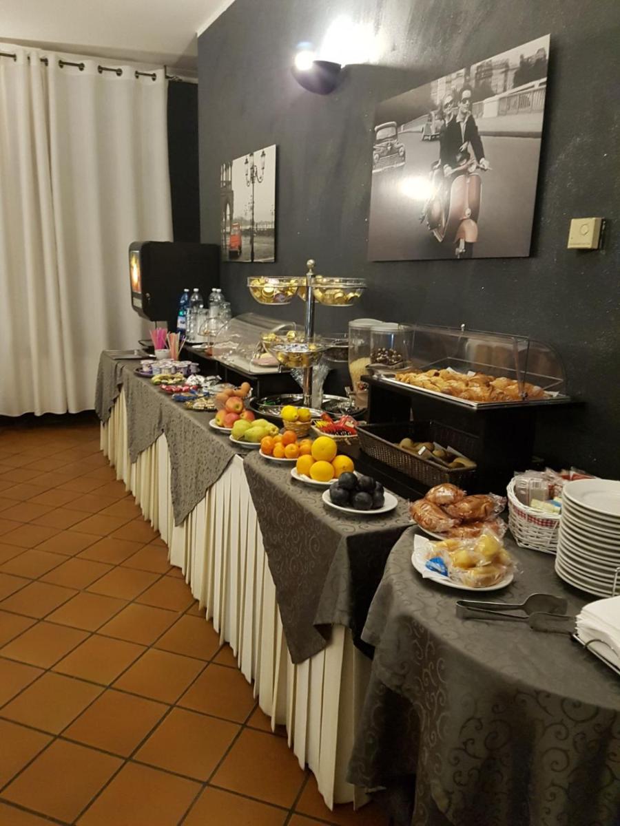 Nuovo Hotel Vigevano - Housity